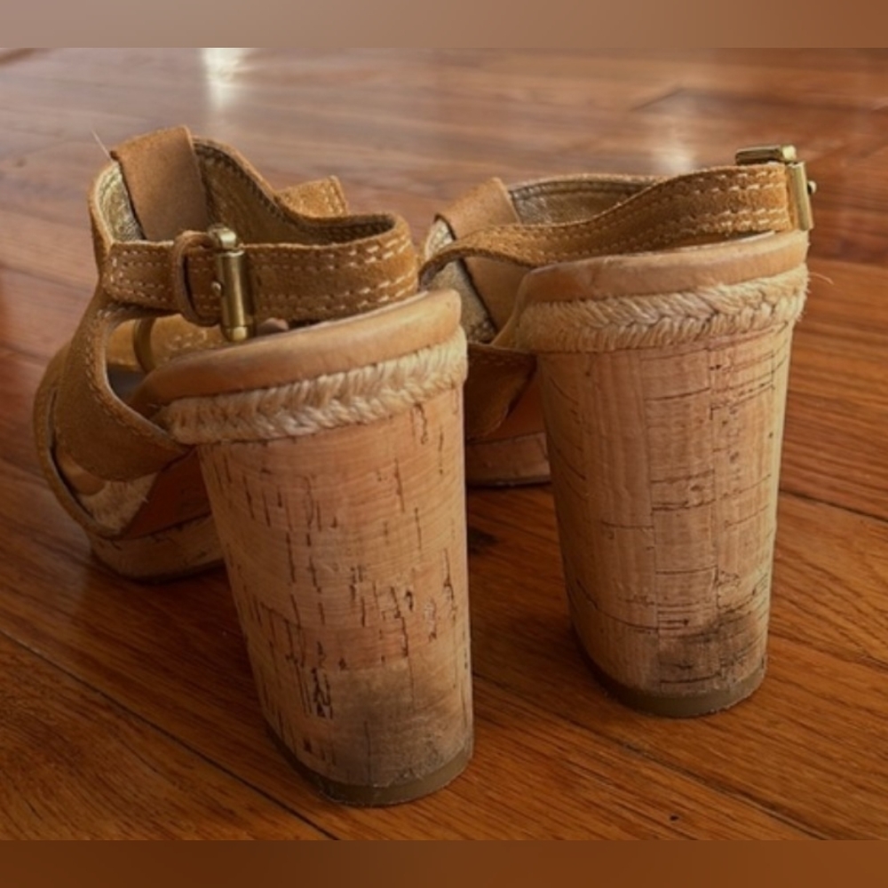 Coach Suede Block Heels Sandals Size 7 - Picture 6 of 7